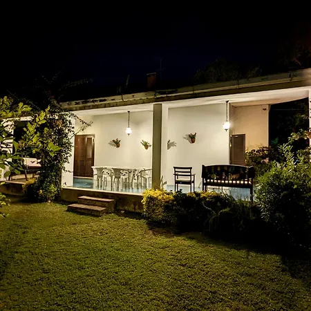 Grande A 100 M. Dal Mare Villa